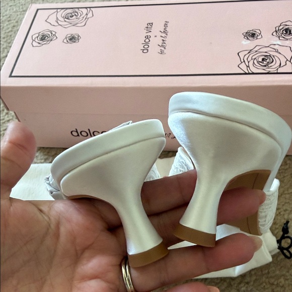 Dolce Vita Cream Lace Mules - Picture 7 of 8